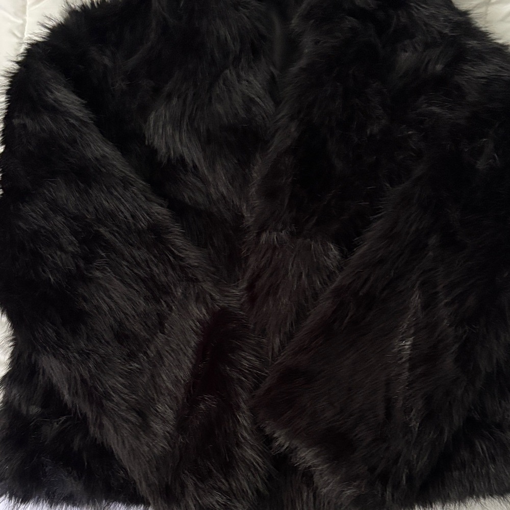 Wyeysyt Elegant Black Faux Fur Jacket